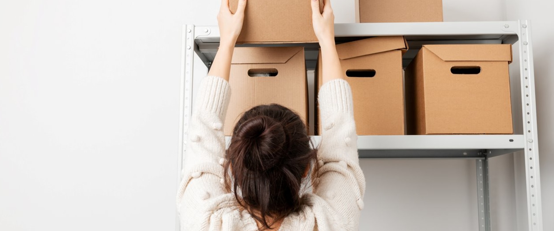 Maximizing Space in Your Unit with Proper Packing: Tips and Tricks for Efficient Self Storage
