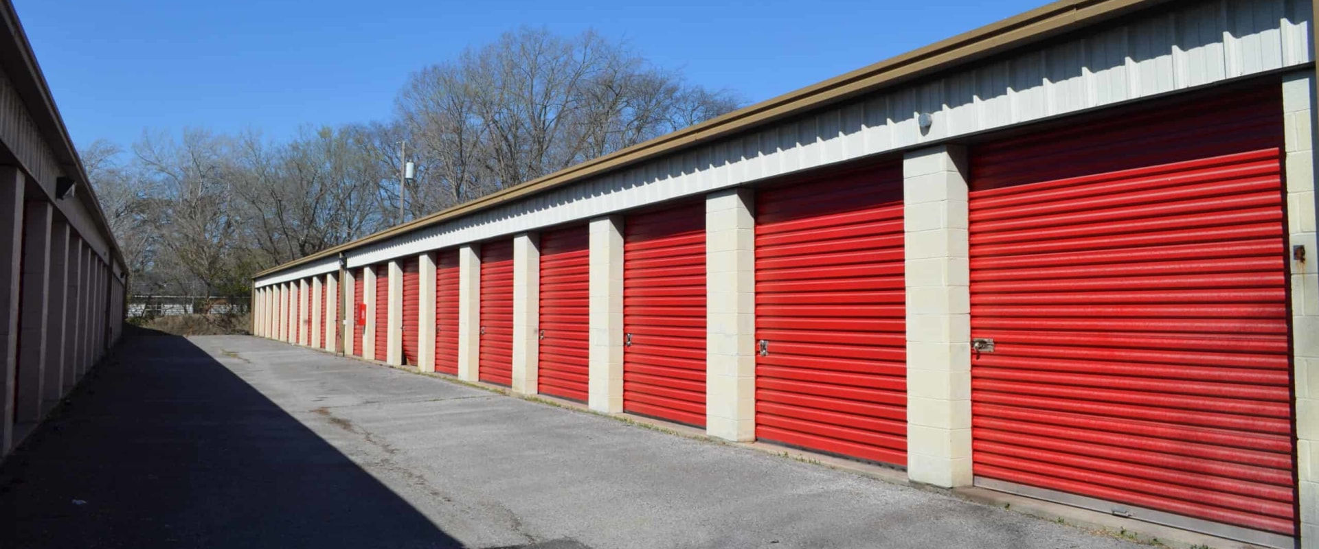 Overview of Self Storage Options in Clarksville: Affordable and Convenient Solutions